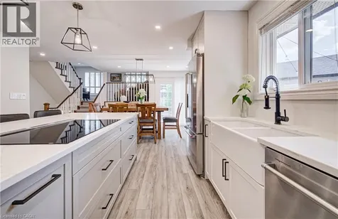 577 Hawthorne Crescent Milton ON L9T 4P8