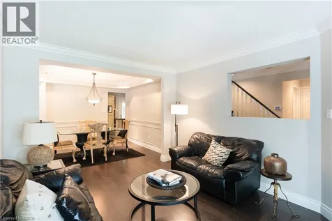 12 Pinto Drive Ancaster ON L9K 1L1