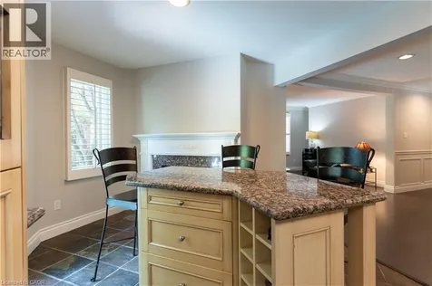 12 Pinto Drive Ancaster ON L9K 1L1