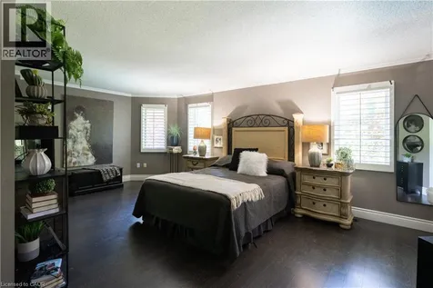 12 Pinto Drive Ancaster ON L9K 1L1