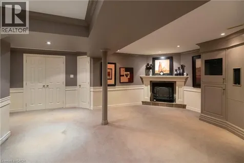 12 Pinto Drive Ancaster ON L9K 1L1