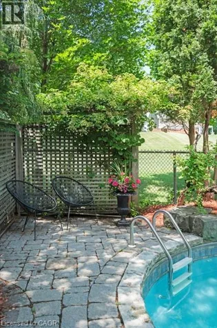 12 Pinto Drive Ancaster ON L9K 1L1