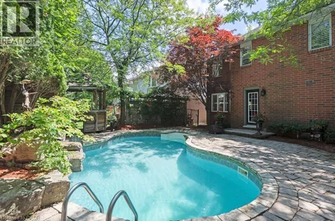 12 Pinto Drive Ancaster ON L9K 1L1