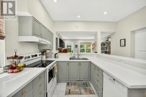 68 Upper Lorne Place Ottawa ON K1R 7G9