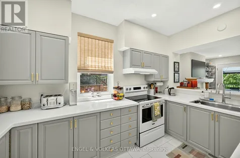 68 Upper Lorne Place Ottawa ON K1R 7G9