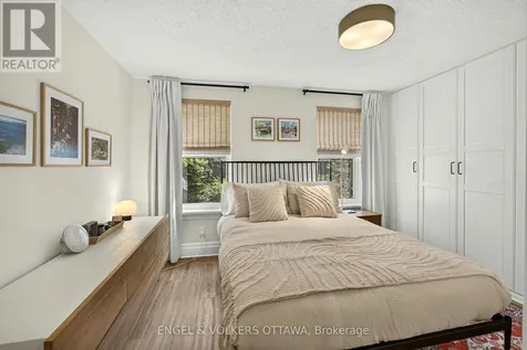 68 Upper Lorne Place Ottawa ON K1R 7G9