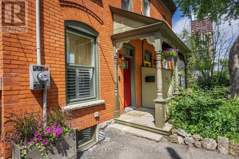 68 Upper Lorne Place Ottawa ON K1R 7G9