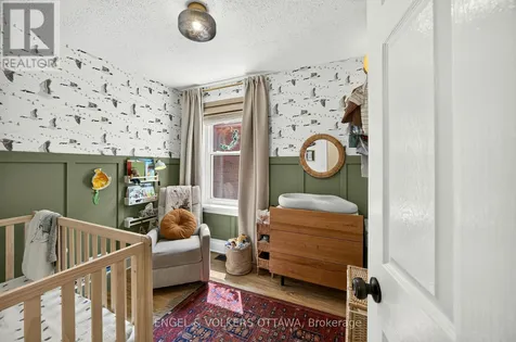 68 Upper Lorne Place Ottawa ON K1R 7G9