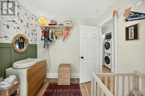 68 Upper Lorne Place Ottawa ON K1R 7G9