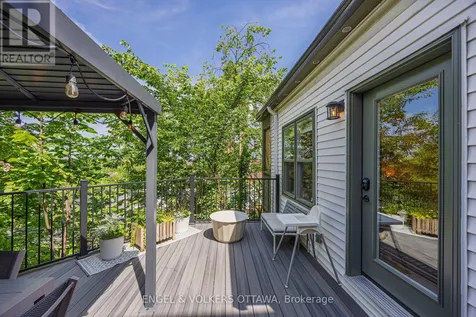 68 Upper Lorne Place Ottawa ON K1R 7G9
