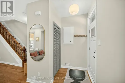 68 Upper Lorne Place Ottawa ON K1R 7G9