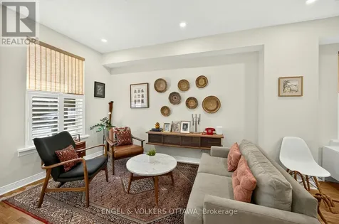 68 Upper Lorne Place Ottawa ON K1R 7G9