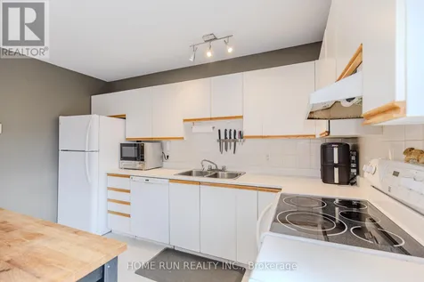 2828 Richmond Road Ottawa ON K2B 8S1