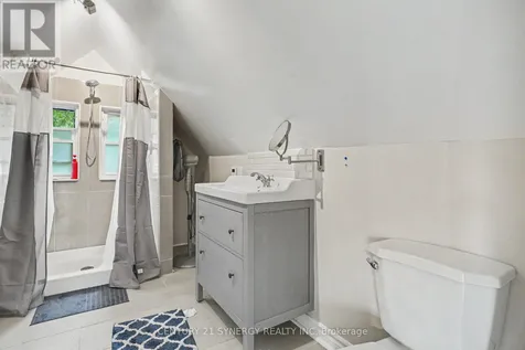 95 Templeton Street Ottawa ON K1N 6X4