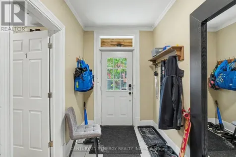 95 Templeton Street Ottawa ON K1N 6X4