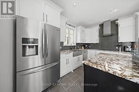 850 Feather Moss Way Ottawa ON K1V 1X2