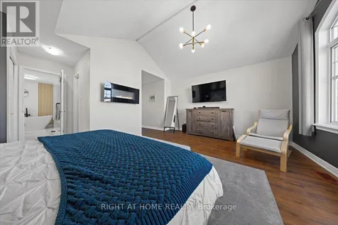 850 Feather Moss Way Ottawa ON K1V 1X2