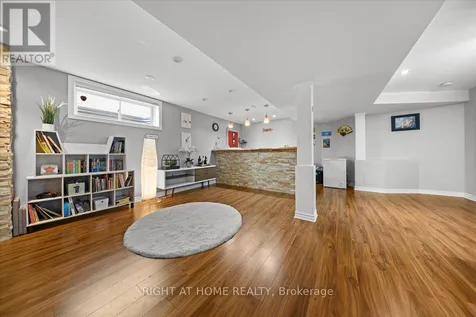 850 Feather Moss Way Ottawa ON K1V 1X2