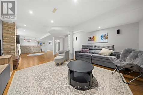 850 Feather Moss Way Ottawa ON K1V 1X2