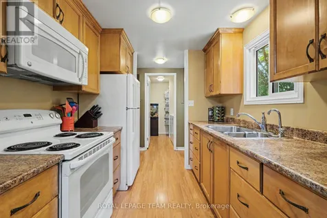 17 Cassell Lane Rideau Lakes ON K7A 4S5