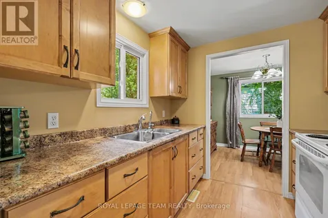 17 Cassell Lane Rideau Lakes ON K7A 4S5