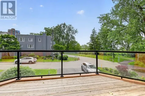 3 Birchdale Avenue Ottawa ON K2H 5A1