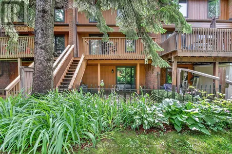 3 Birchdale Avenue Ottawa ON K2H 5A1