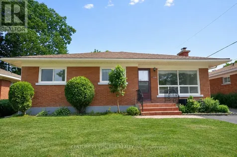 2148 Iris Street Ottawa ON K2C 1B3