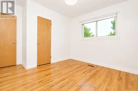 2148 Iris Street Ottawa ON K2C 1B3