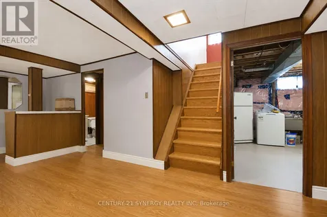 2148 Iris Street Ottawa ON K2C 1B3