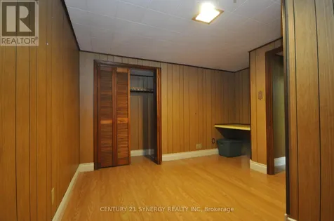 2148 Iris Street Ottawa ON K2C 1B3