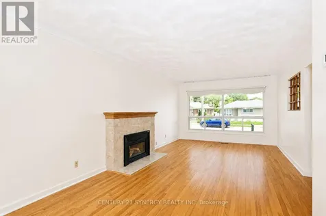 2148 Iris Street Ottawa ON K2C 1B3