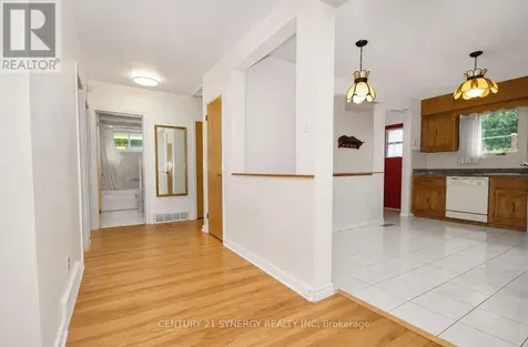 2148 Iris Street Ottawa ON K2C 1B3