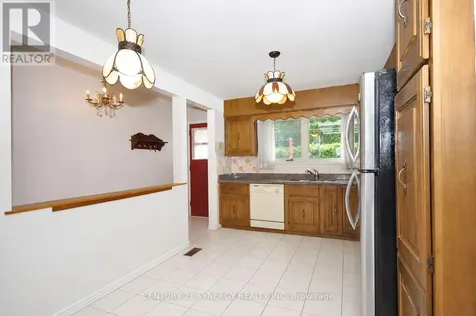 2148 Iris Street Ottawa ON K2C 1B3