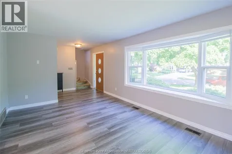 24 Finch Avenue Chatham ON N7L 1H6