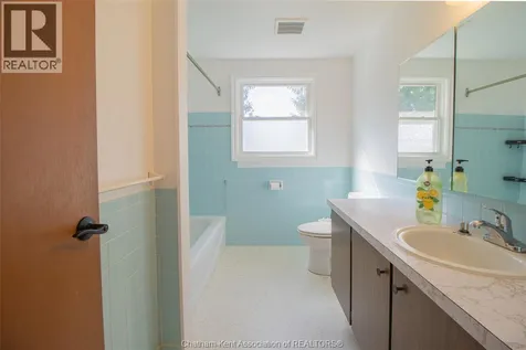 24 Finch Avenue Chatham ON N7L 1H6