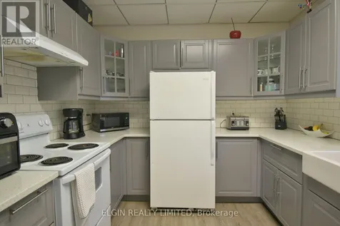 57 Scott Street St. Thomas ON N5P 1K7