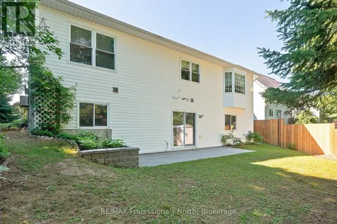 26 Heritage Crescent Huntsville ON P1H 1S9
