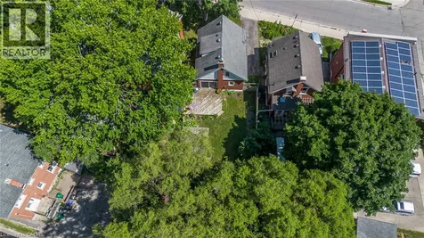 42 Guelph Street Kitchener ON N2H 5W8