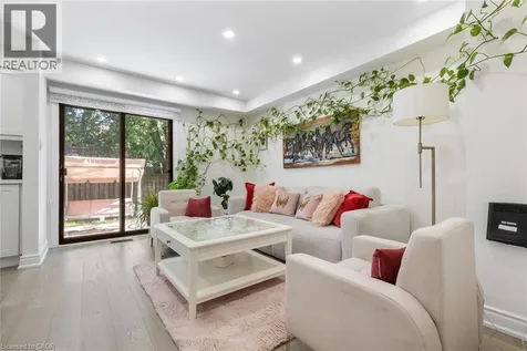 1118 Avondale Drive Oakville ON L6H 5L4