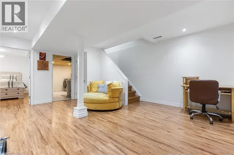 1118 Avondale Drive Oakville ON L6H 5L4