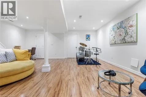 1118 Avondale Drive Oakville ON L6H 5L4