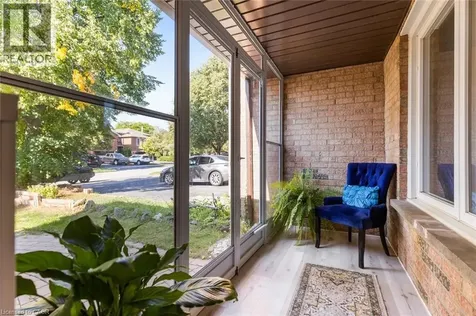 1118 Avondale Drive Oakville ON L6H 5L4