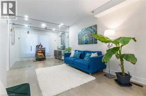 1118 Avondale Drive Oakville ON L6H 5L4
