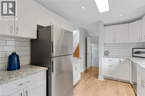 799 Rockway Drive Kitchener ON N2G 3B6