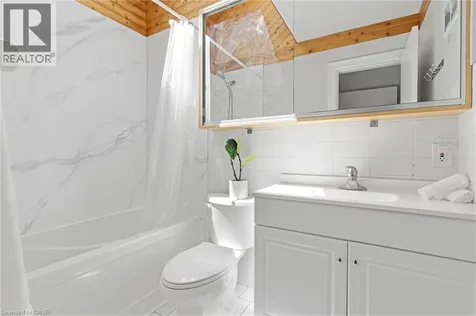 799 Rockway Drive Kitchener ON N2G 3B6