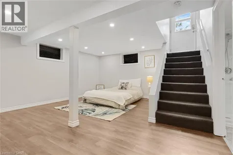 799 Rockway Drive Kitchener ON N2G 3B6