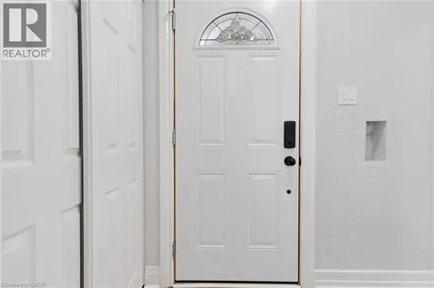 799 Rockway Drive Kitchener ON N2G 3B6