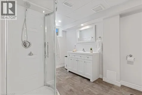 799 Rockway Drive Kitchener ON N2G 3B6