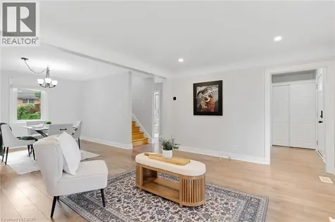 799 Rockway Drive Kitchener ON N2G 3B6